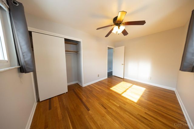 3041 Westknolls Lane, Cincinnati, OH 45211