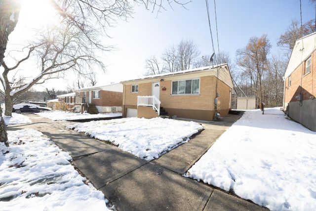 3041 Westknolls Lane, Cincinnati, OH 45211