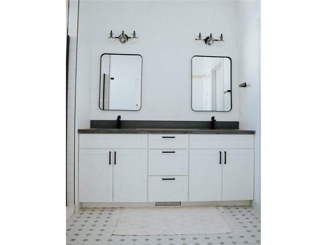 7 Westwood Dr, Woodland Park, CO 80863