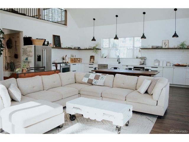 7 Westwood Dr, Woodland Park, CO 80863