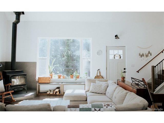 7 Westwood Dr, Woodland Park, CO 80863