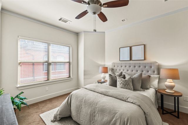 5909 Ross Avenue 2, Dallas, TX 75206