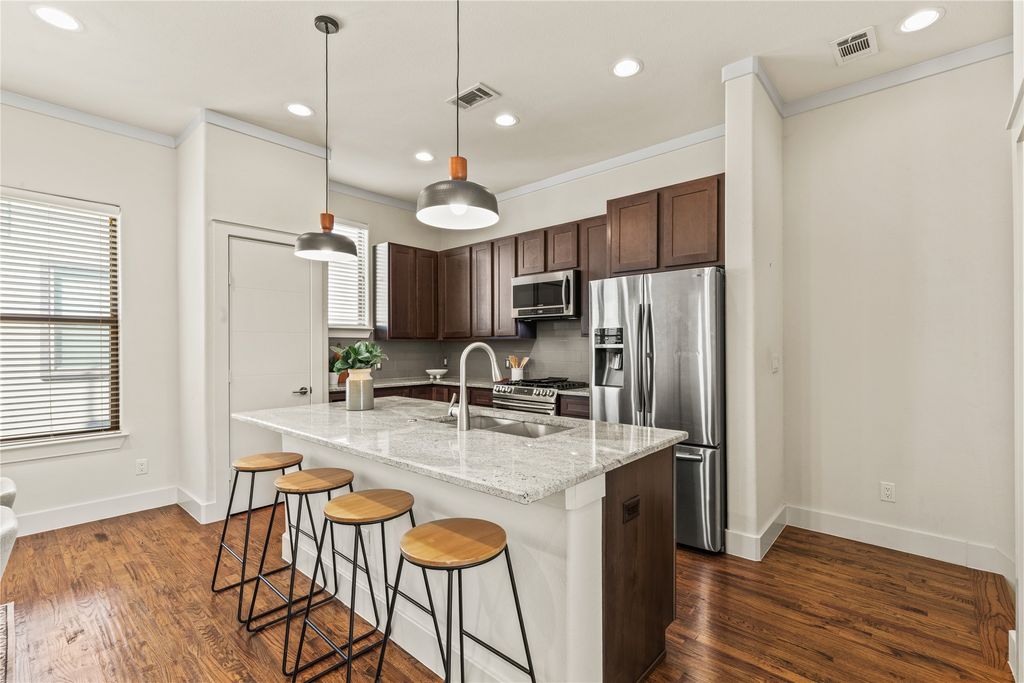 5909 Ross Avenue 2, Dallas, TX 75206