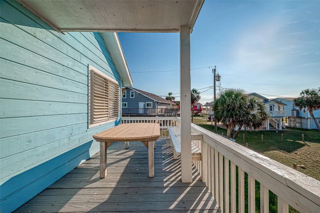 4406 Pabst Road, Galveston, TX 77554