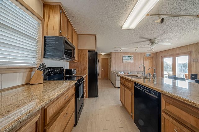 4406 Pabst Road, Galveston, TX 77554