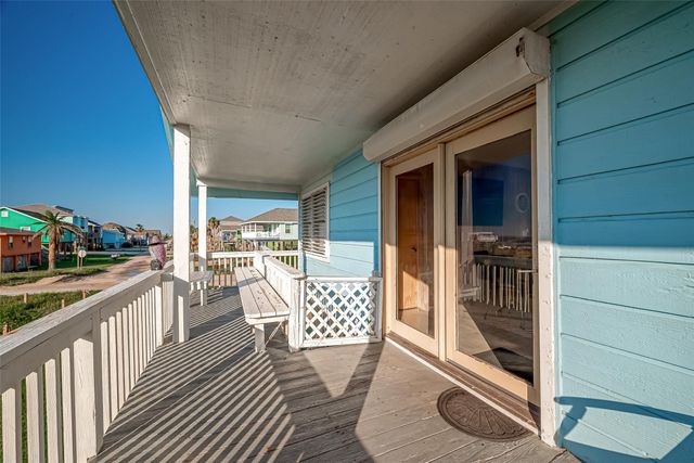 4406 Pabst Road, Galveston, TX 77554