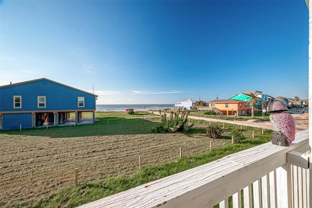 4406 Pabst Road, Galveston, TX 77554