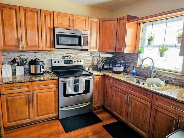 1206 WINDY RIDGE DRIVE, Brandon, FL 33510