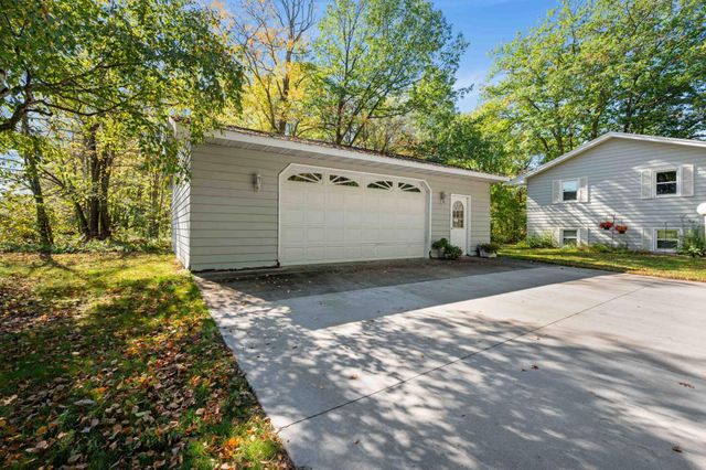24673 County Road 76, Grand Rapids, MN 55744