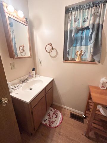 239 Oakland Park Road, Vanceburg, KY 41179