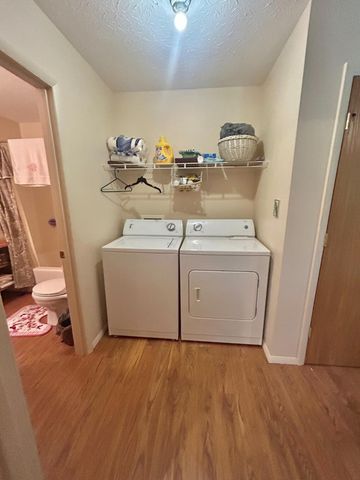 239 Oakland Park Road, Vanceburg, KY 41179