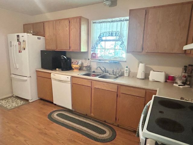 239 Oakland Park Road, Vanceburg, KY 41179