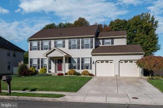 10 WHITEHAVEN DR, Lumberton, NJ 08048