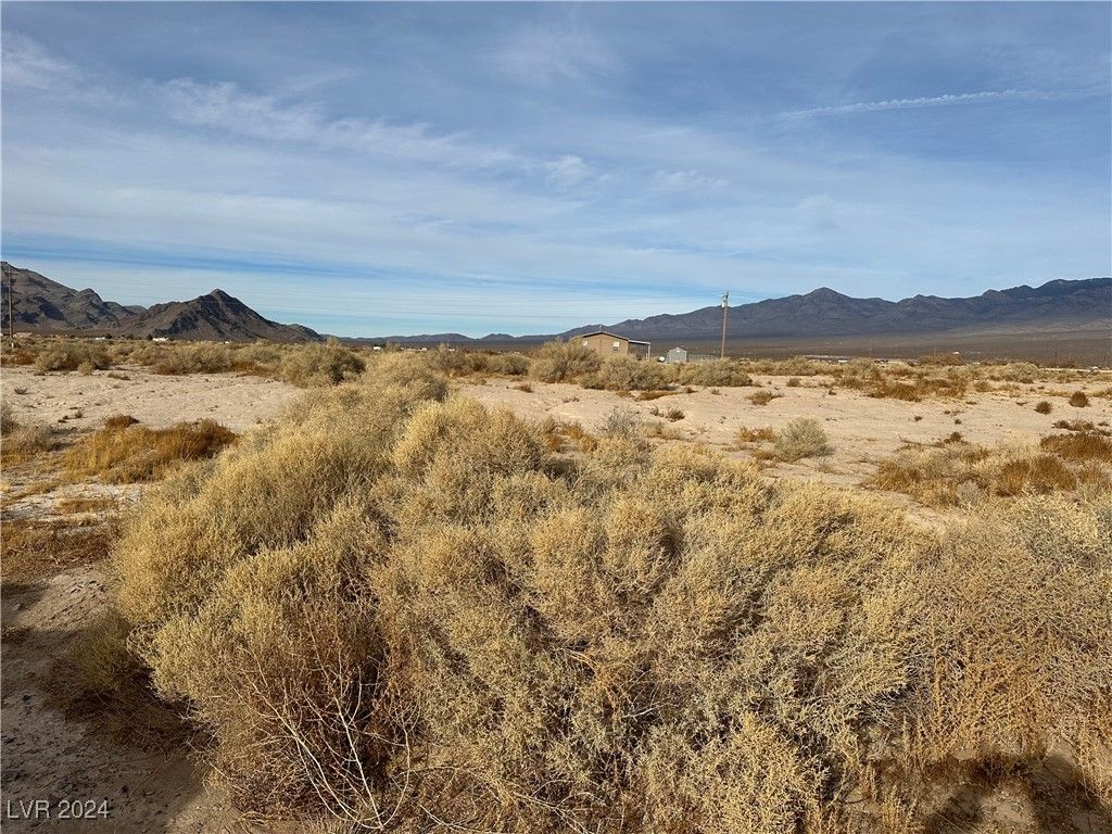 1160 West Glassport Lane, Pahrump, NV 89060