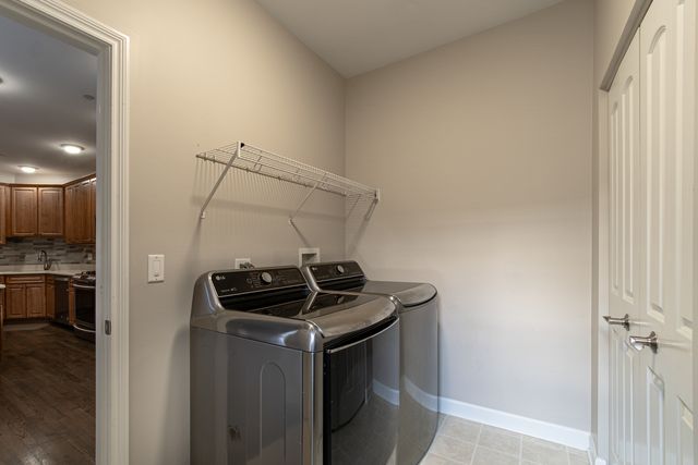 309 Bradbury Lane, Bartlett, IL 60103