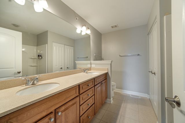 309 Bradbury Lane, Bartlett, IL 60103