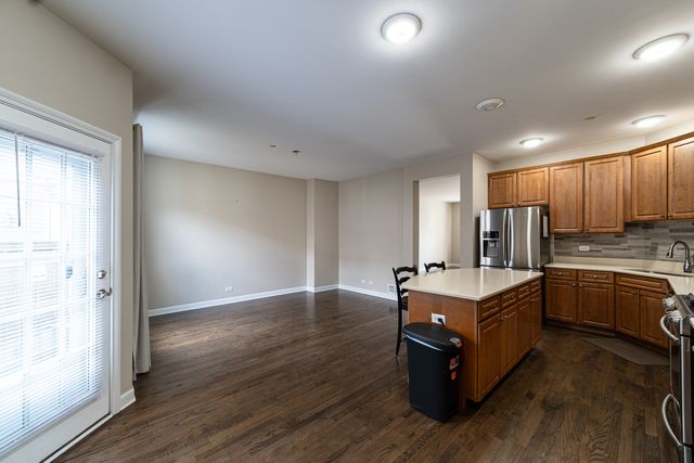 309 Bradbury Lane, Bartlett, IL 60103