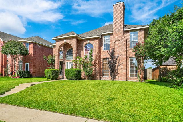 11953 Oak Highlands Drive, Dallas, TX 75243