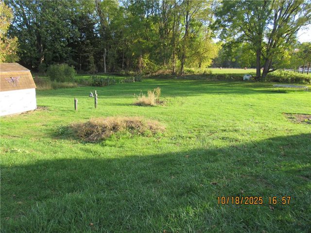 52 Montezuma Street, Lyons, NY 14489