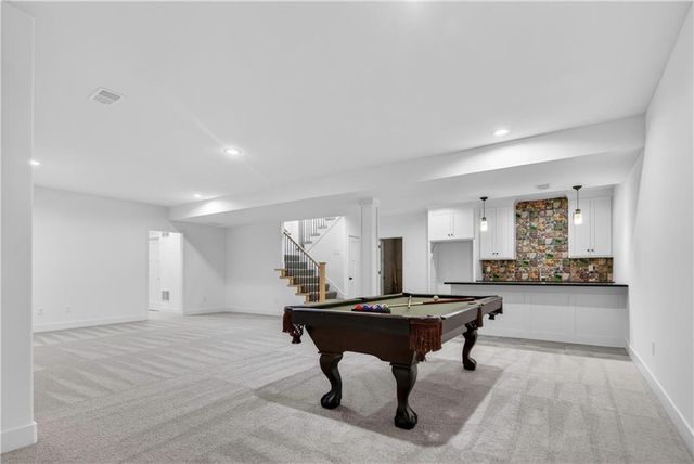 24320 W 68th Street, Shawnee, KS 66226