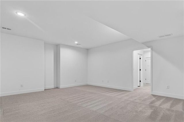 24320 W 68th Street, Shawnee, KS 66226