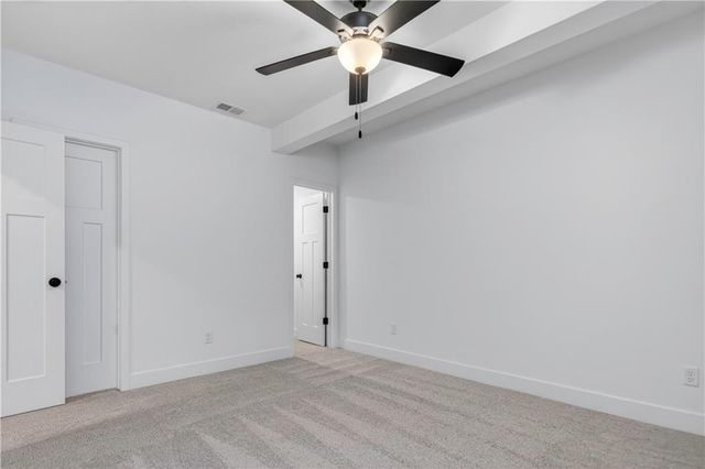 24320 W 68th Street, Shawnee, KS 66226