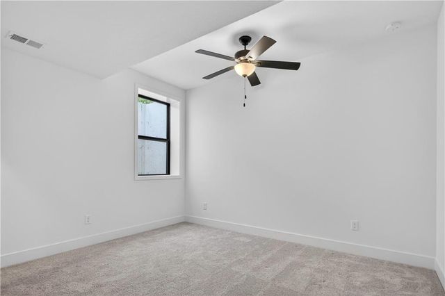 24320 W 68th Street, Shawnee, KS 66226