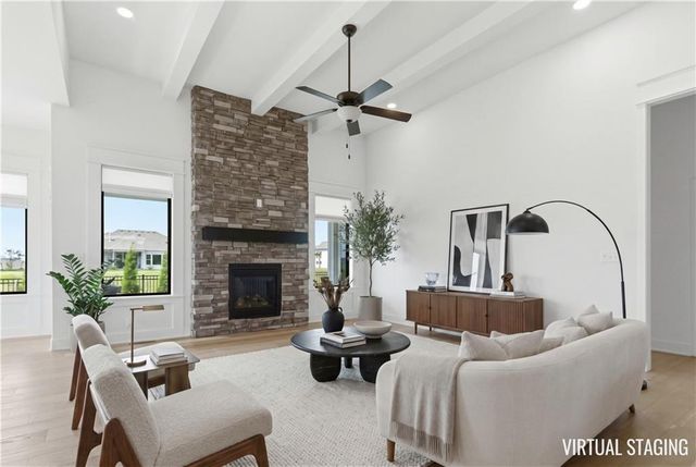 24320 W 68th Street, Shawnee, KS 66226