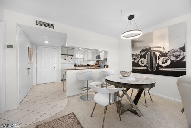 37 High Point CIR E 307, Naples, FL 34103