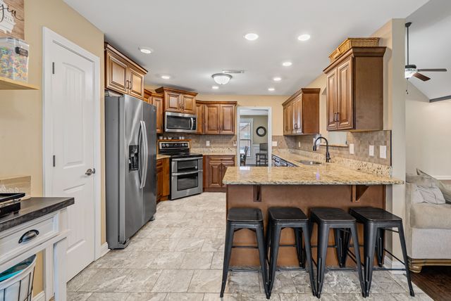 713 Rushville Dr, Clarksville, TN 37042