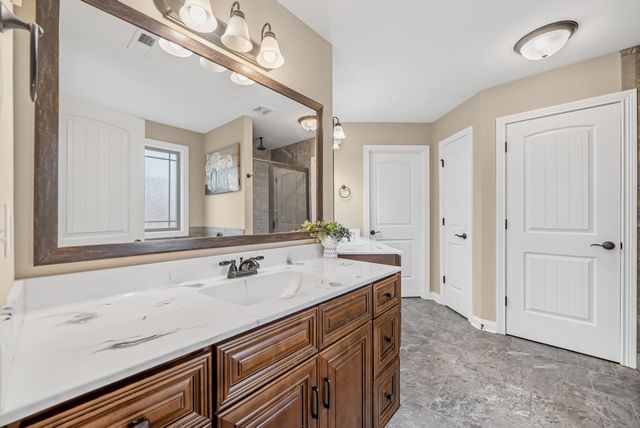 713 Rushville Dr, Clarksville, TN 37042