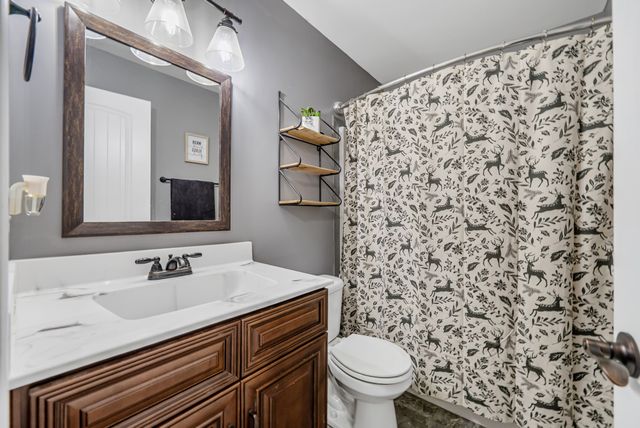 713 Rushville Dr, Clarksville, TN 37042