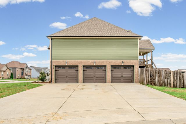 713 Rushville Dr, Clarksville, TN 37042