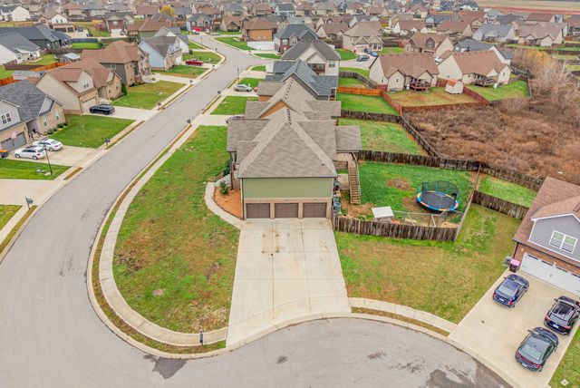 713 Rushville Dr, Clarksville, TN 37042