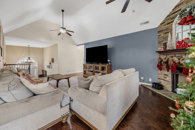 713 Rushville Dr, Clarksville, TN 37042