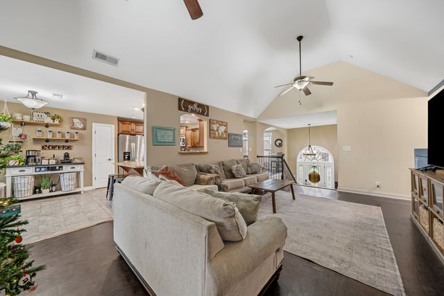 713 Rushville Dr, Clarksville, TN 37042