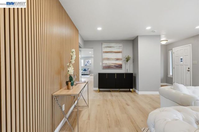 807 Bourton Ct, Antioch, CA 94509