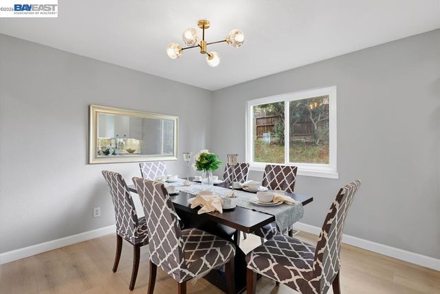 807 Bourton Ct, Antioch, CA 94509