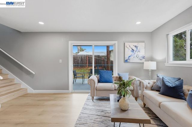 807 Bourton Ct, Antioch, CA 94509