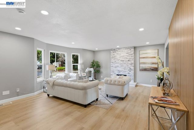 807 Bourton Ct, Antioch, CA 94509