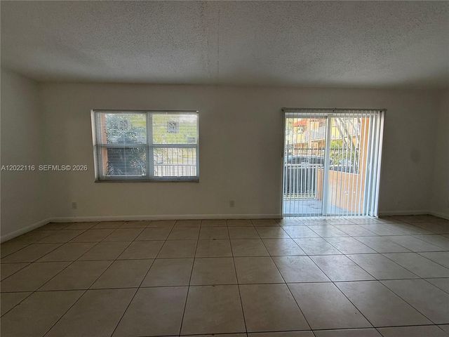 18101 NW 68th Avenue B102, Hialeah, FL 33015