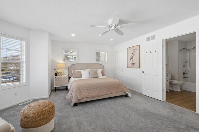 3166 Lexington Avenue N, Shoreview, MN 55126