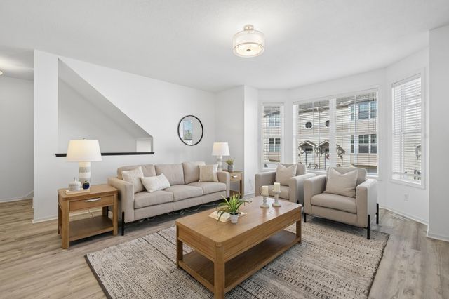 3166 Lexington Avenue N, Shoreview, MN 55126