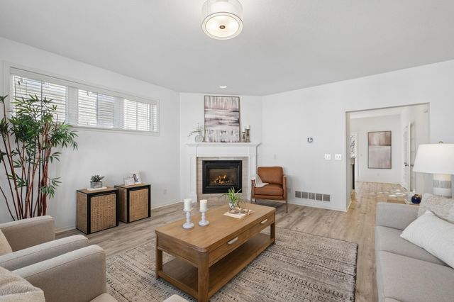 3166 Lexington Avenue N, Shoreview, MN 55126