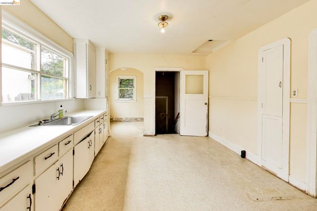 1839 Dwight Way, Berkeley, CA 94703