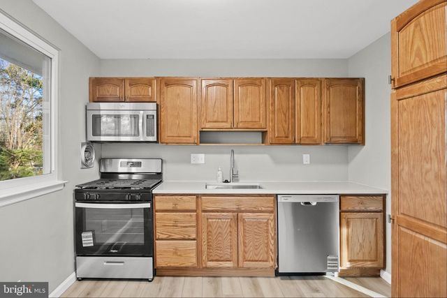 52 TAUNTON RD, Medford, NJ 08055