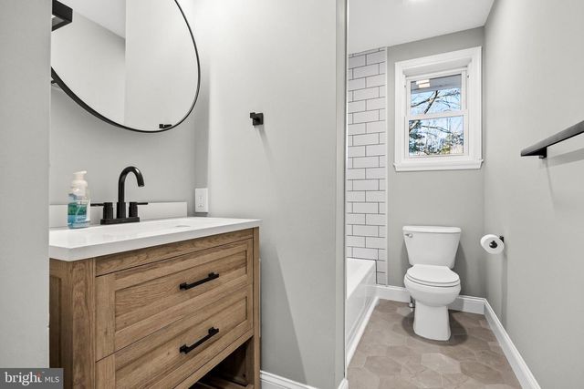 52 TAUNTON RD, Medford, NJ 08055