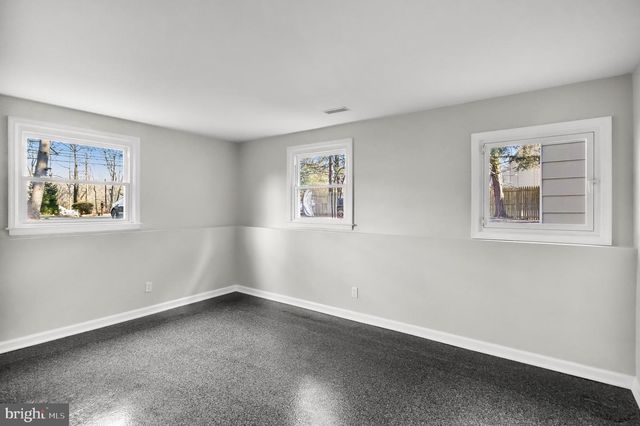 52 TAUNTON RD, Medford, NJ 08055