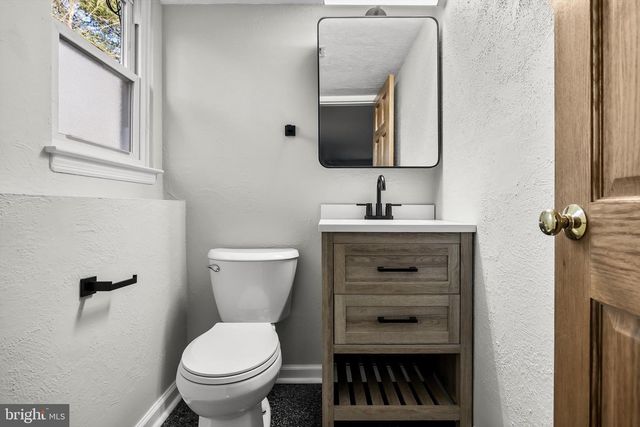 52 TAUNTON RD, Medford, NJ 08055