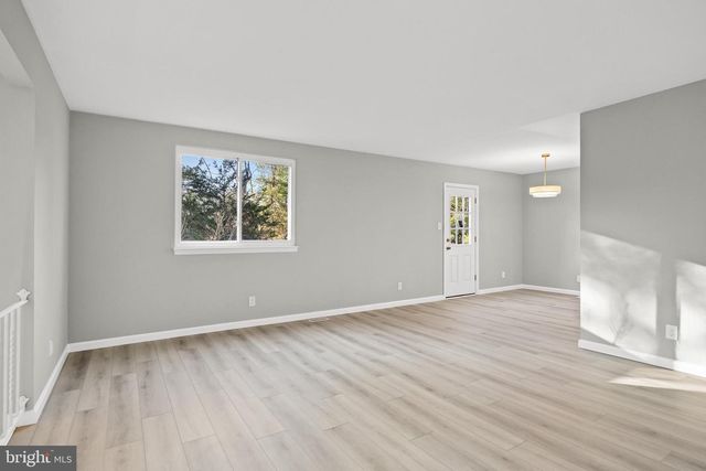 52 TAUNTON RD, Medford, NJ 08055